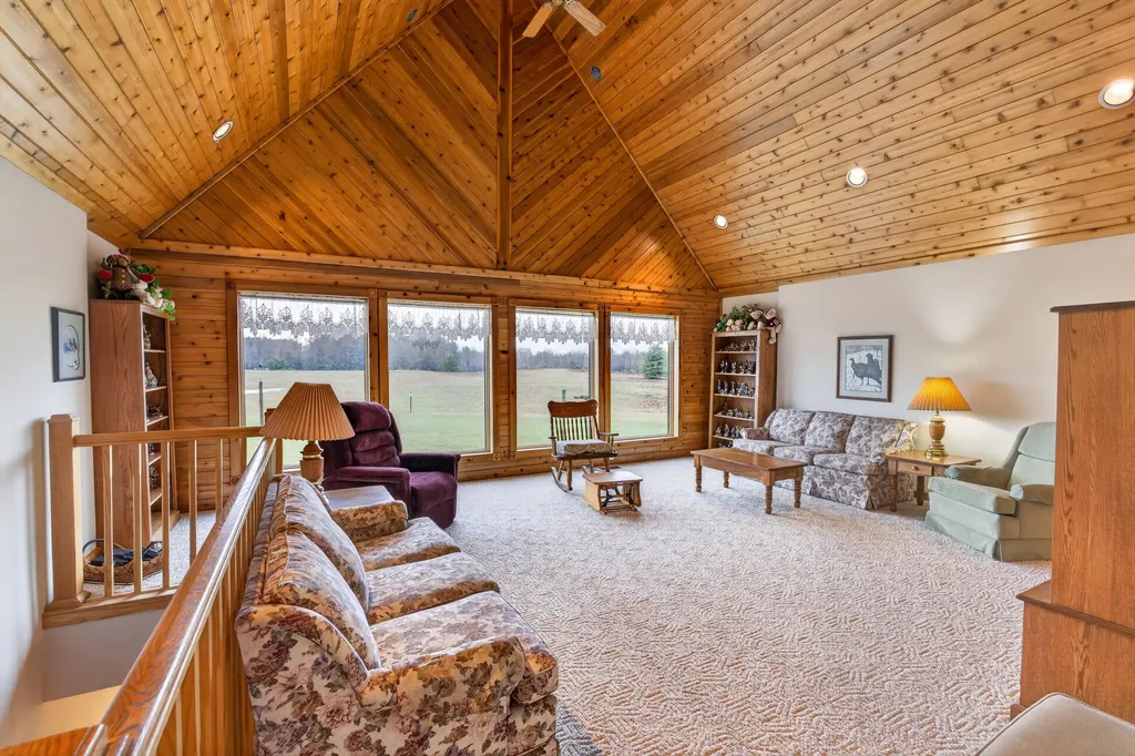 20200 Hibma Road Burdell Township MI 49688