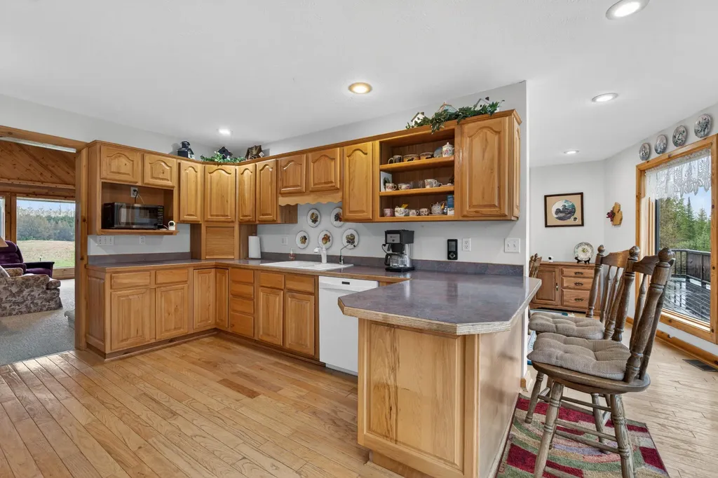 20200 Hibma Road Burdell Township MI 49688