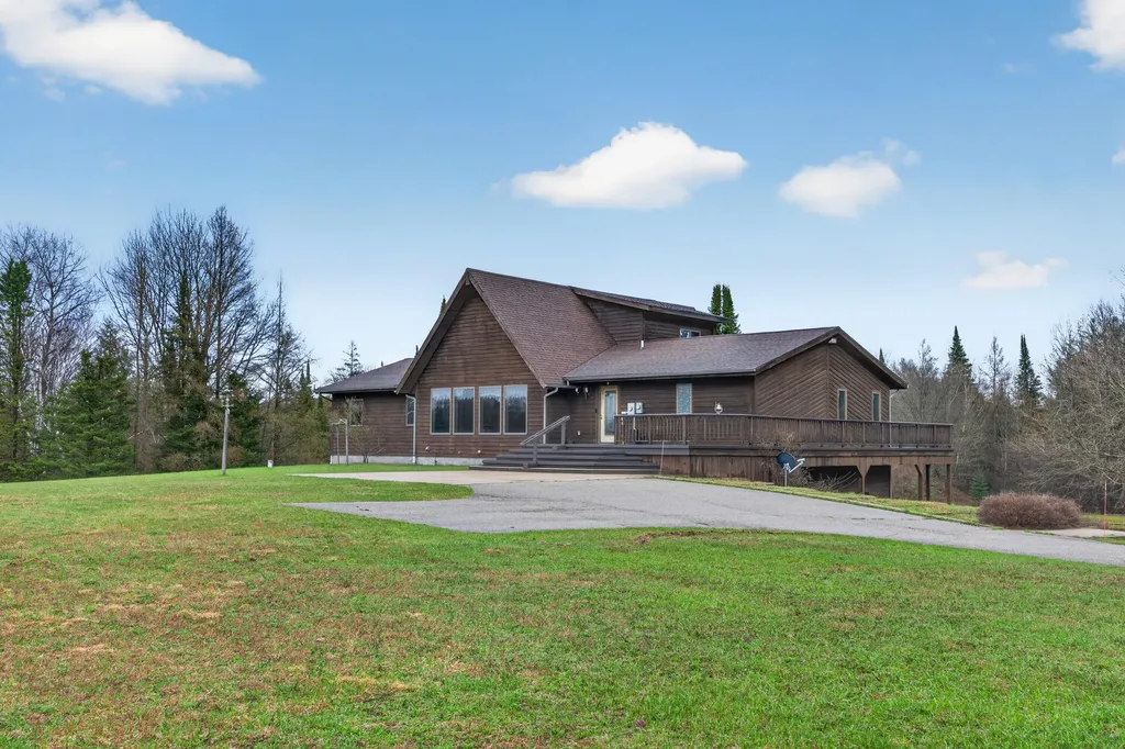 20200 Hibma Road Burdell Township MI 49688
