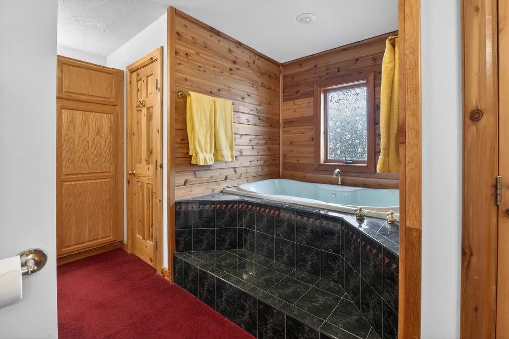20200 Hibma Road Burdell Township MI 49688