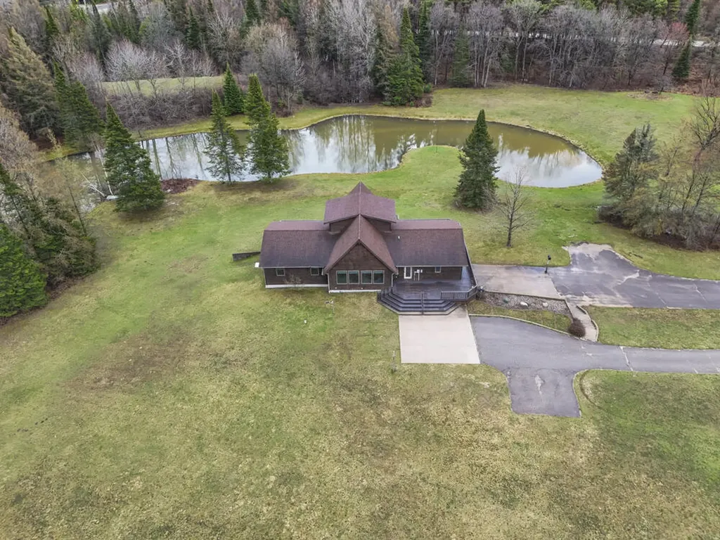 20200 Hibma Road Burdell Township MI 49688