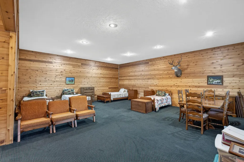 20200 Hibma Road Burdell Township MI 49688