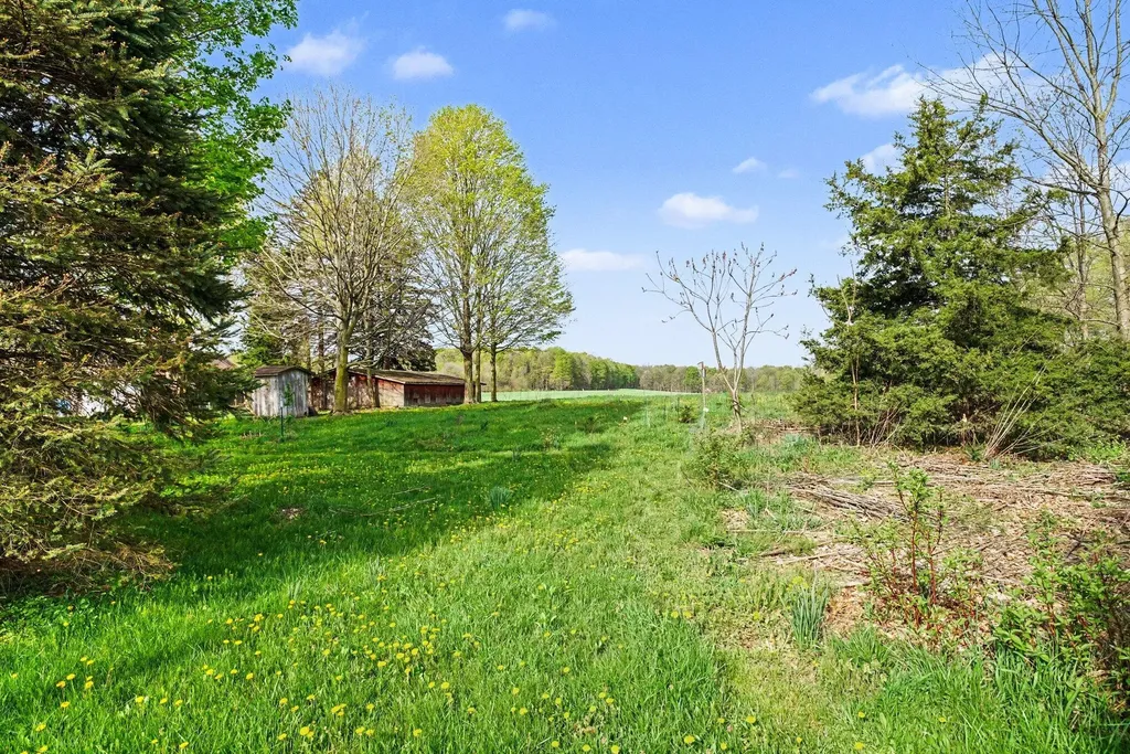64554 M 40 Porter Township MI 49061
