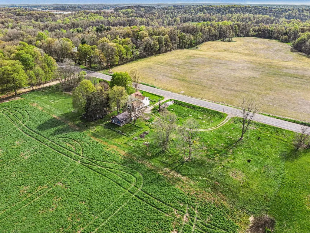 64554 M 40 Porter Township MI 49061
