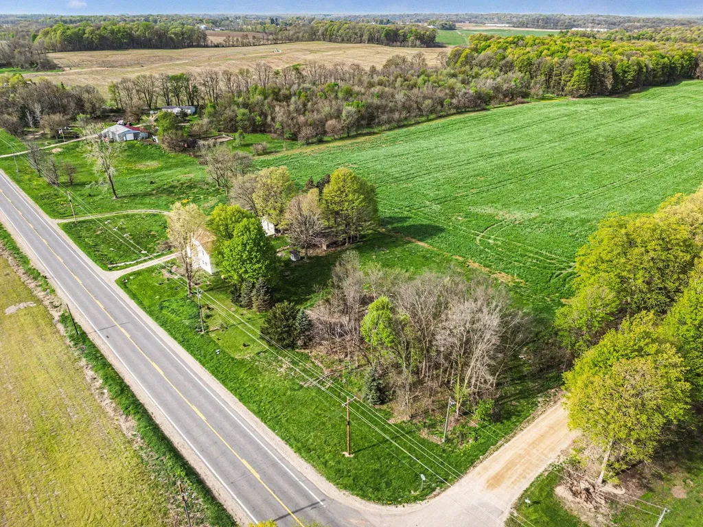 64554 M 40 Porter Township MI 49061
