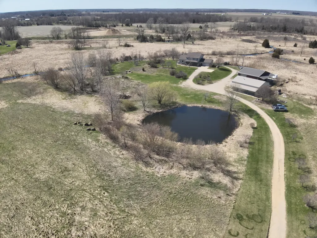 198 W Chicago Road Batavia Township MI 49036