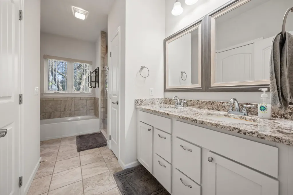 5785 Layton Road Howell City MI 48836