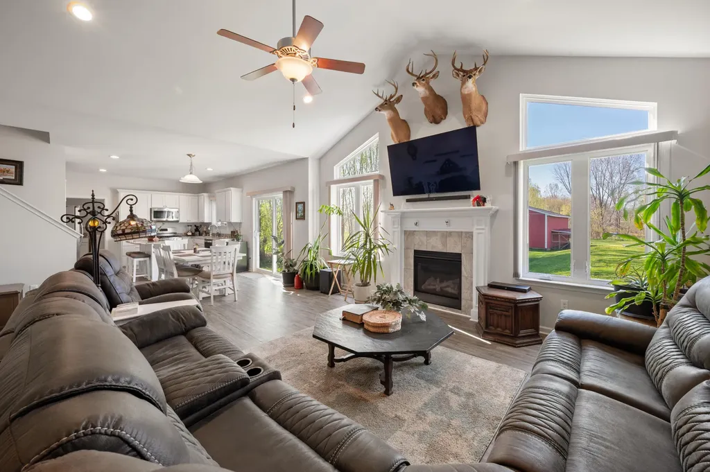 5785 Layton Road Howell City MI 48836