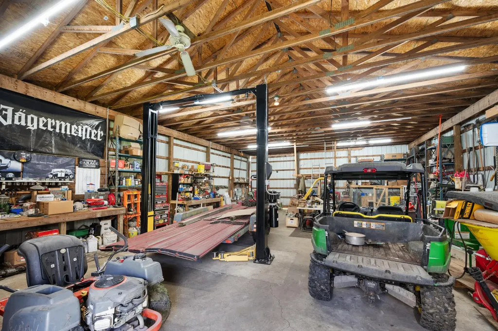 5785 Layton Road Howell City MI 48836
