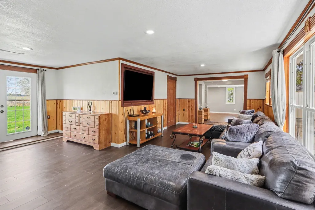 23130 Us Highway 12 Sturgis Township MI 49091