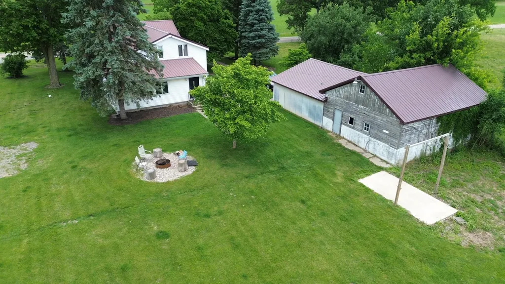 59757 White Temple Road Penn Township MI 49095