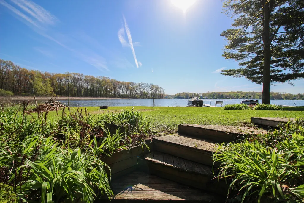 91195 M-40 Porter Township MI 49067
