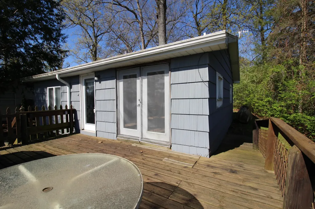 91195 M-40 Porter Township MI 49067