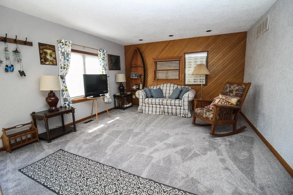 91195 M-40 Porter Township MI 49067
