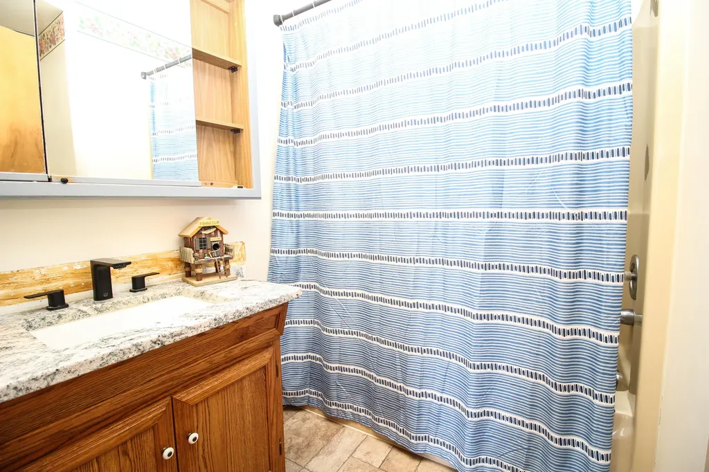 91195 M-40 Porter Township MI 49067