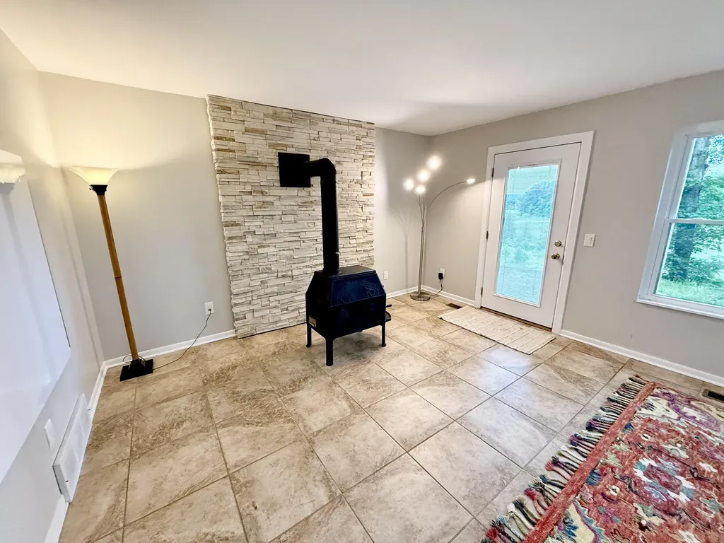 13955 Rattalee Lake Road Springfield Charter Township MI 48350
