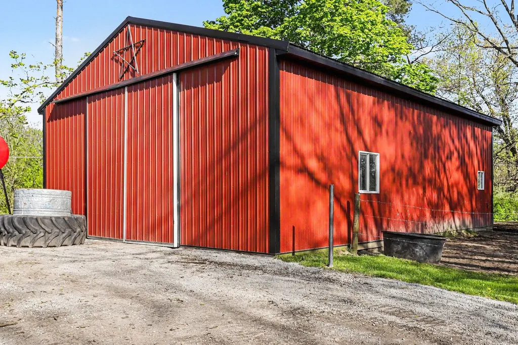 711 N Burr Oak Road Colon Township MI 49040