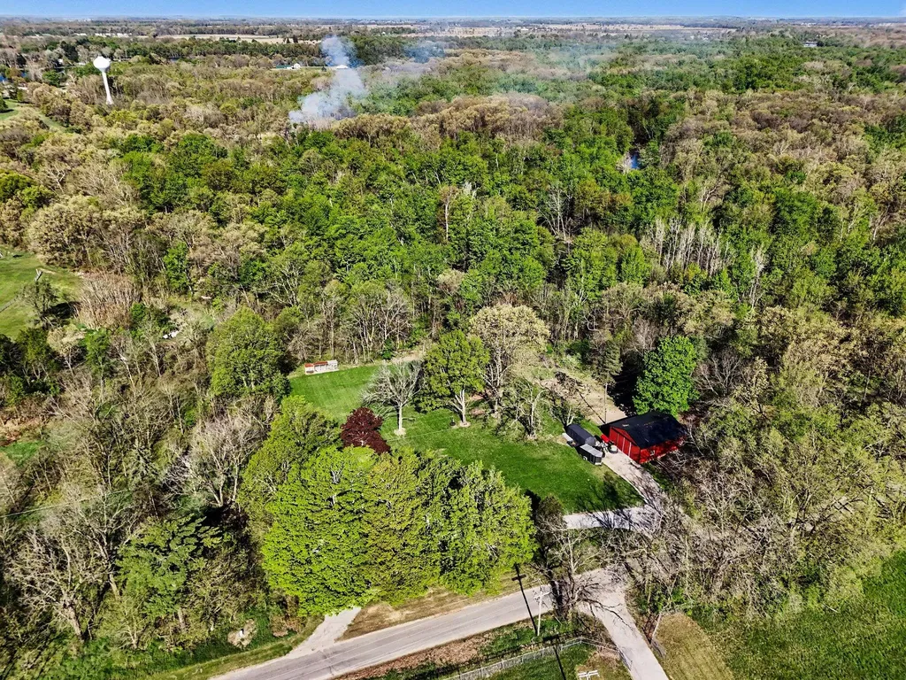 711 N Burr Oak Road Colon Township MI 49040