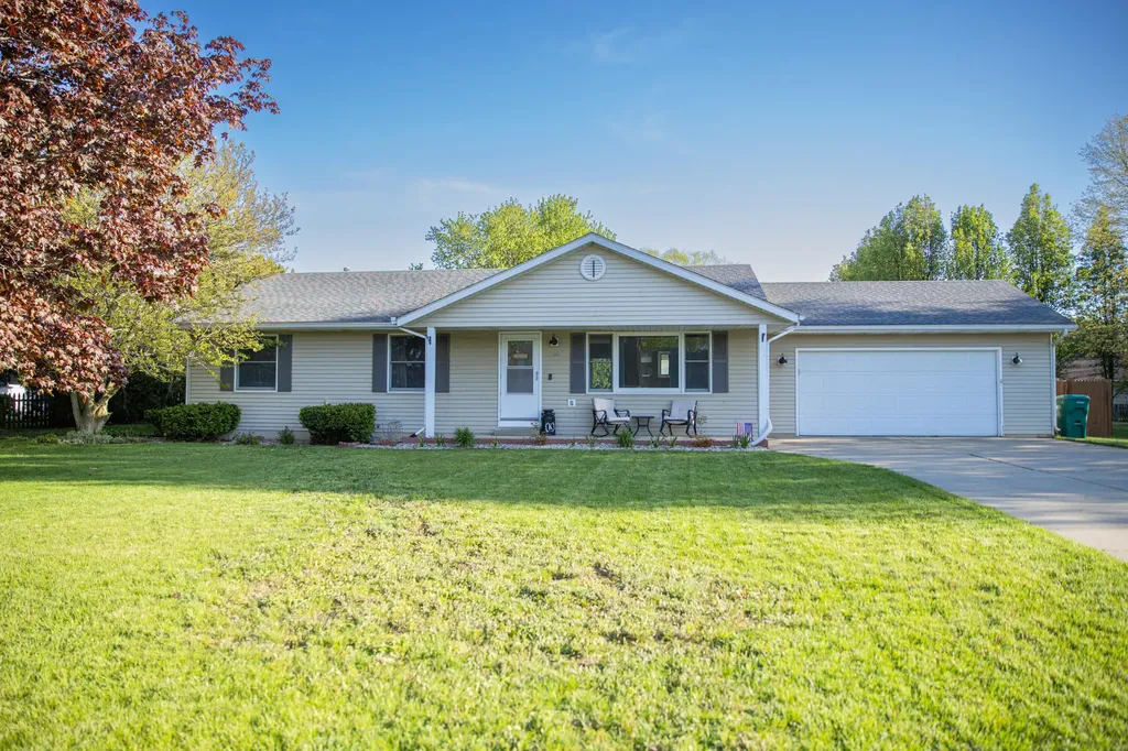 17064 Hawk Court Lockport Township MI 49093