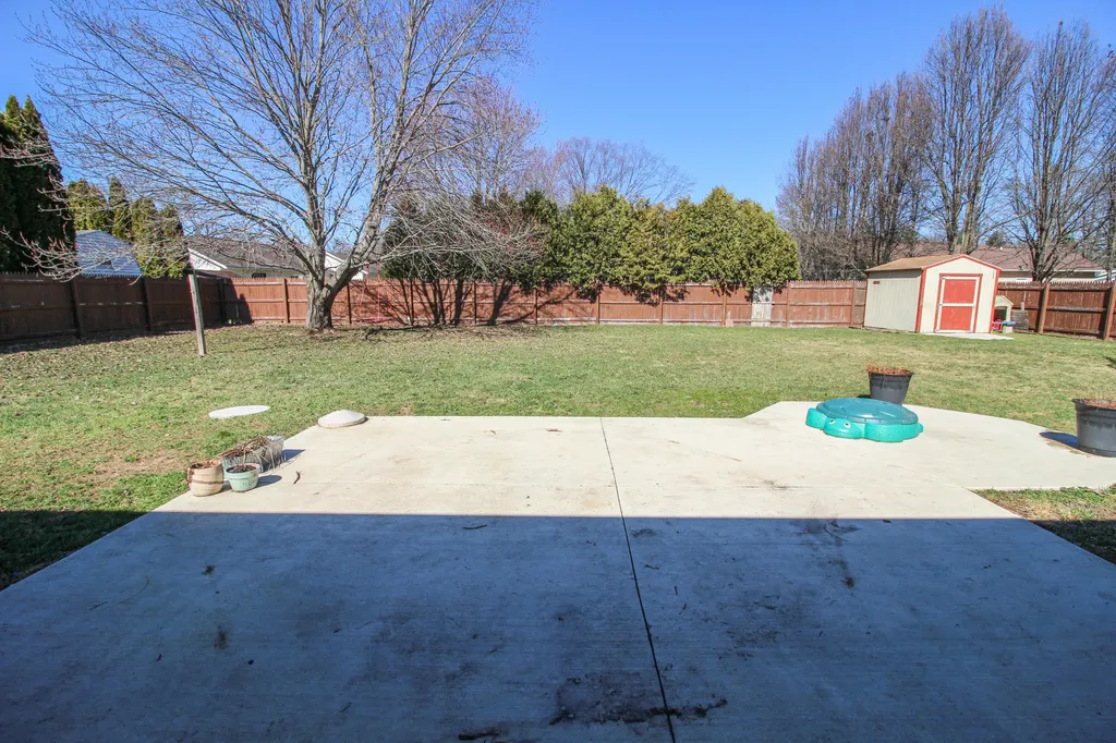 17064 Hawk Court Lockport Township MI 49093