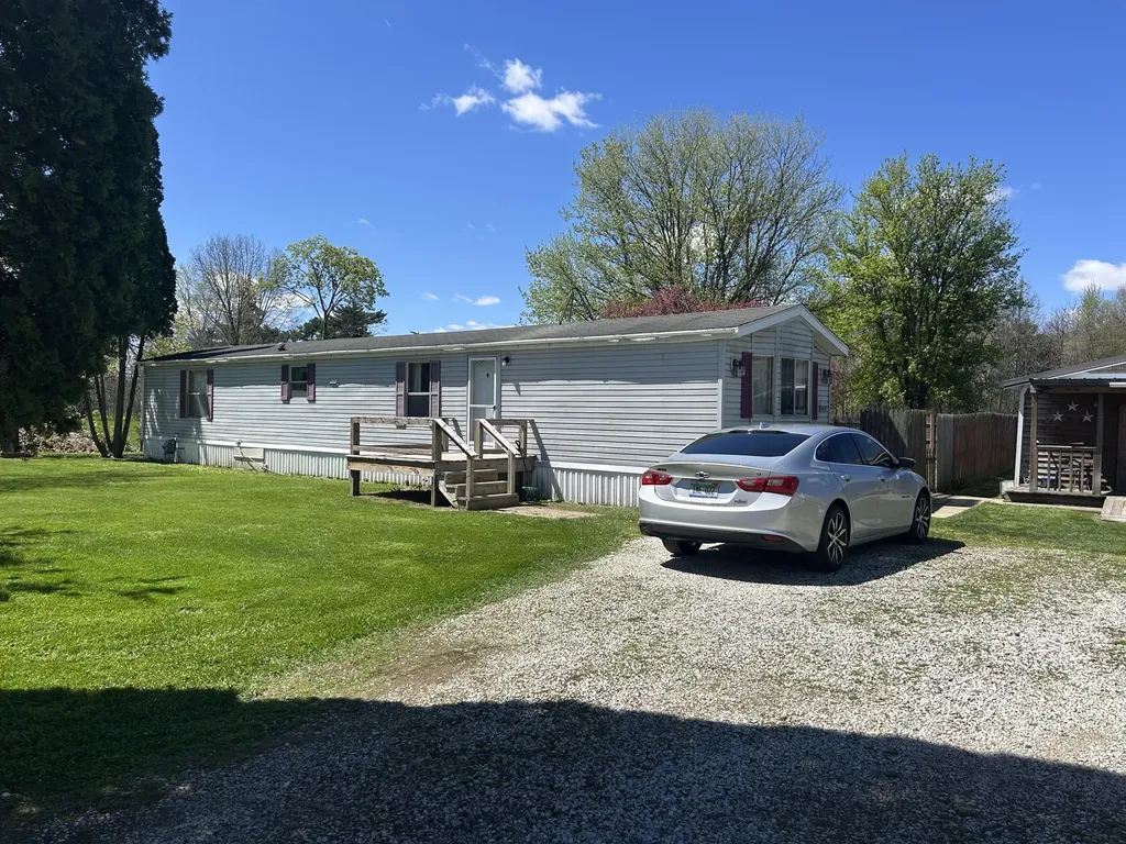 33291 Maryann Drive Colon Township MI 49040