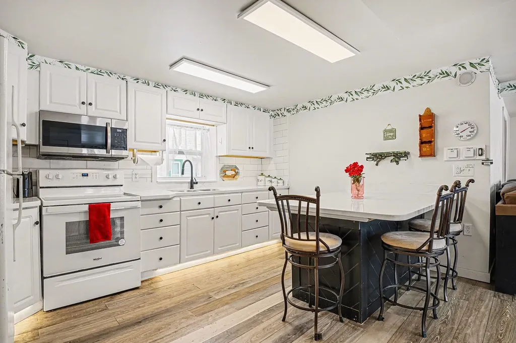 69346 S Kalamazoo Street White Pigeon Township MI 49099