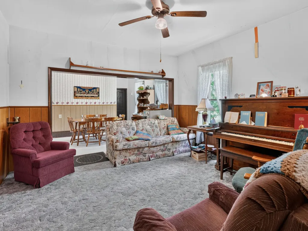 6182 Hamilton Road Hamilton Township MI 48625
