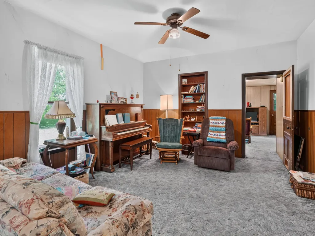 6182 Hamilton Road Hamilton Township MI 48625