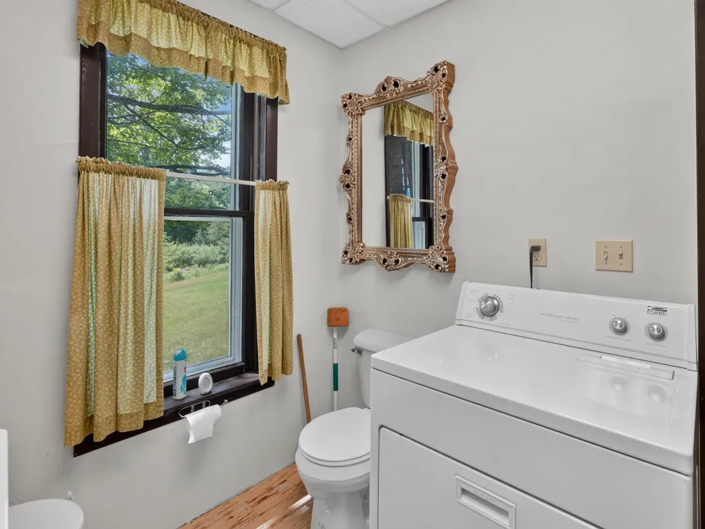 6182 Hamilton Road Hamilton Township MI 48625