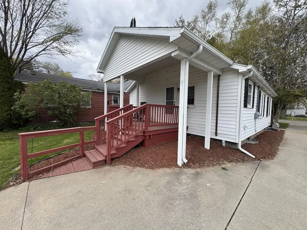 190 E Spruce Street Frost Township MI 48625