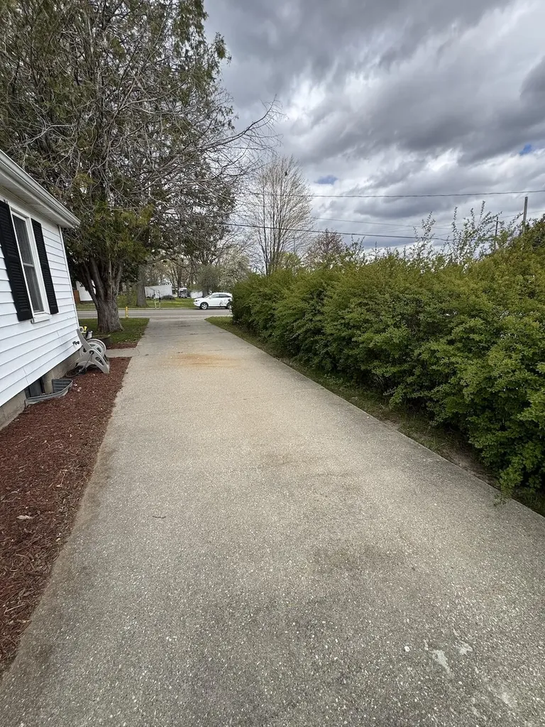190 E Spruce Street Frost Township MI 48625
