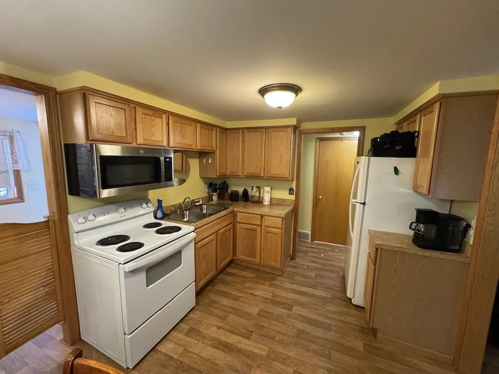190 E Spruce Street Frost Township MI 48625