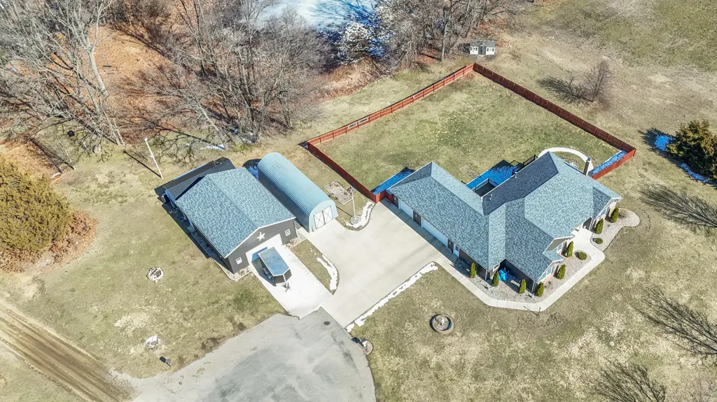 17700 Brad Lane Lockport Township MI 49093