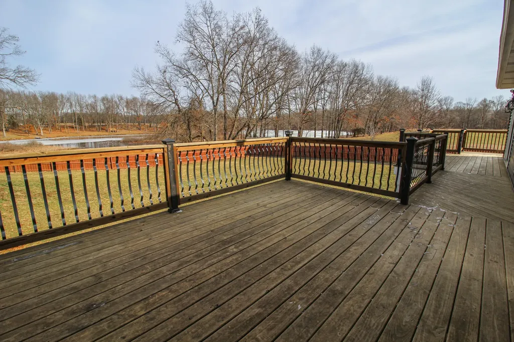 17700 Brad Lane Lockport Township MI 49093