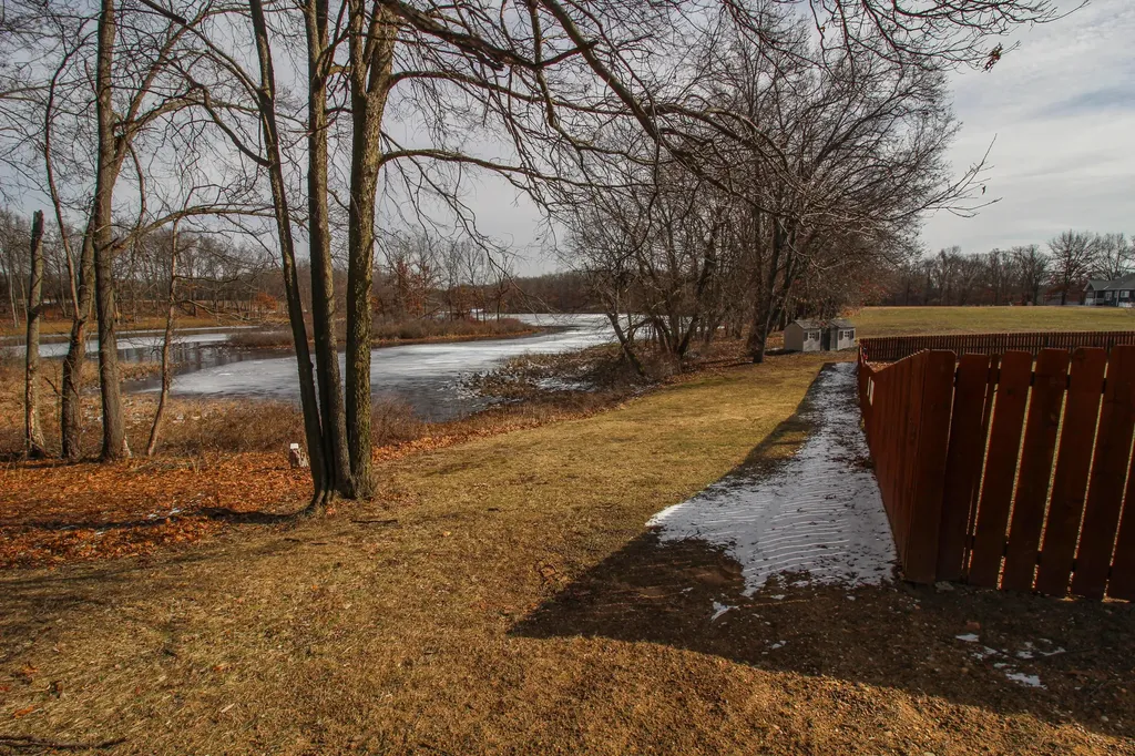 17700 Brad Lane Lockport Township MI 49093