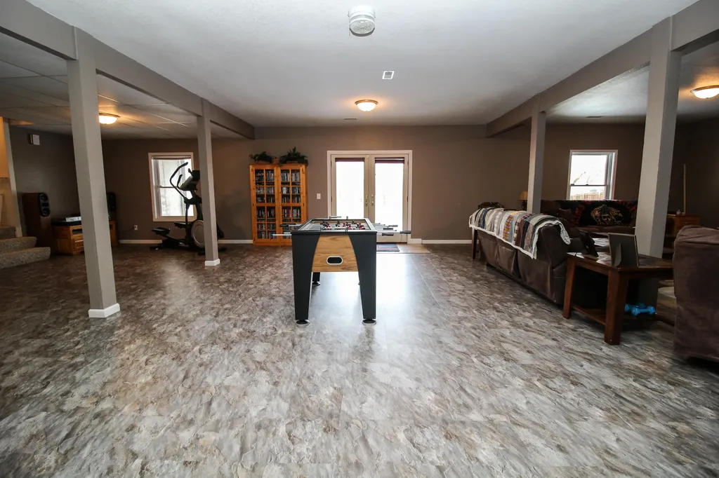 17700 Brad Lane Lockport Township MI 49093