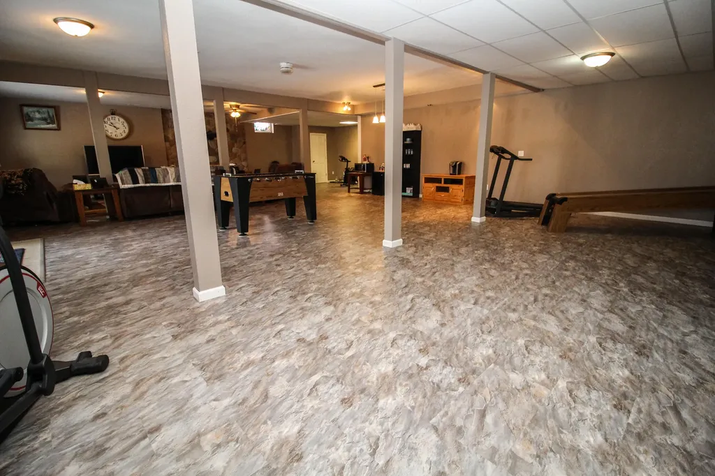17700 Brad Lane Lockport Township MI 49093