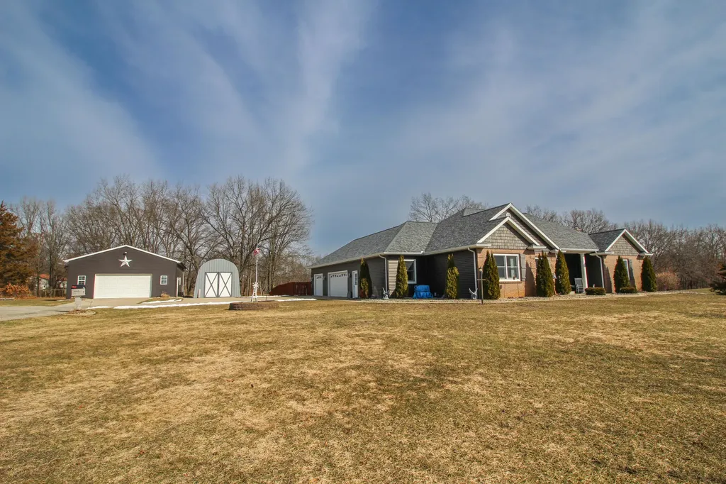 17700 Brad Lane Lockport Township MI 49093