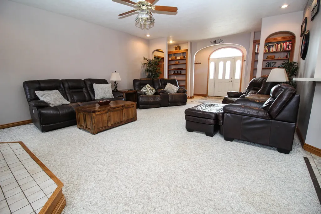17700 Brad Lane Lockport Township MI 49093
