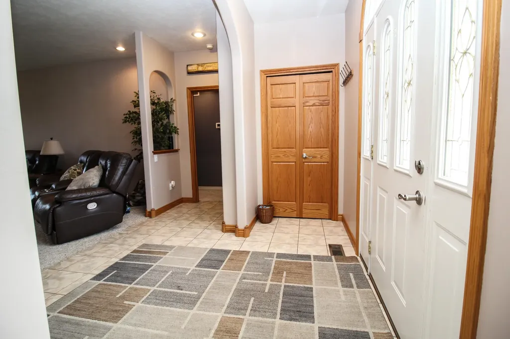 17700 Brad Lane Lockport Township MI 49093