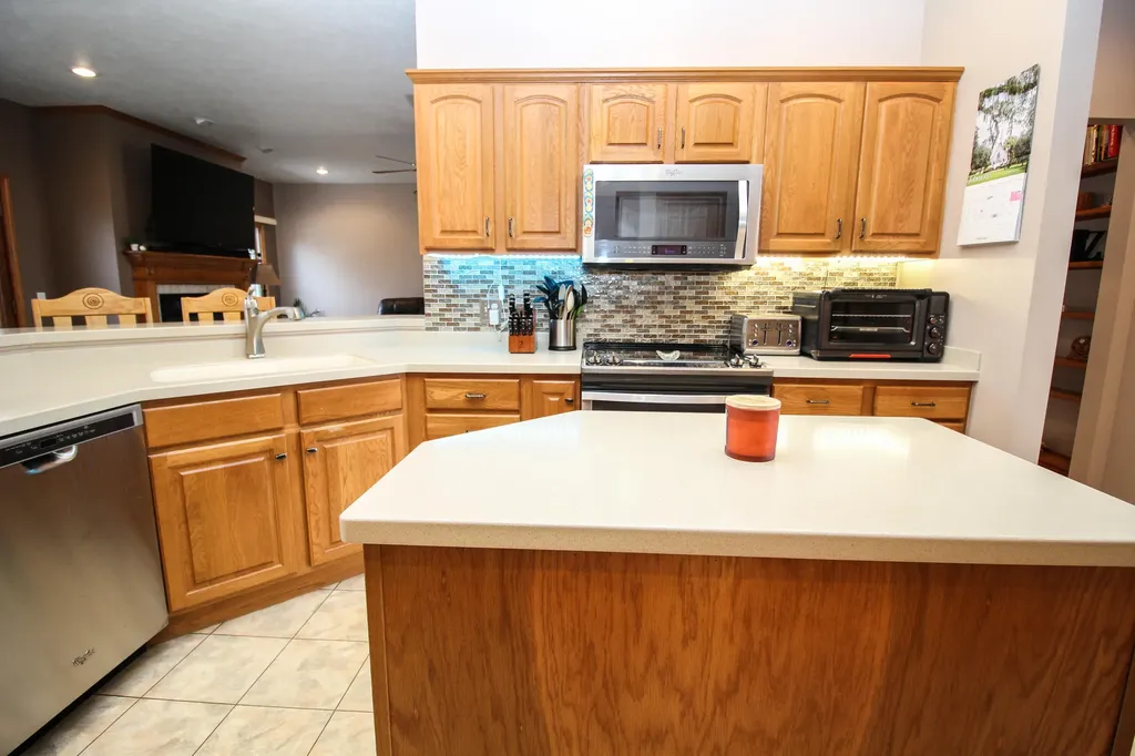 17700 Brad Lane Lockport Township MI 49093