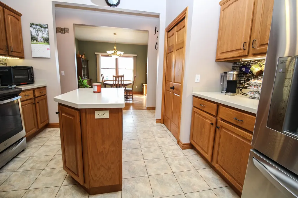 17700 Brad Lane Lockport Township MI 49093