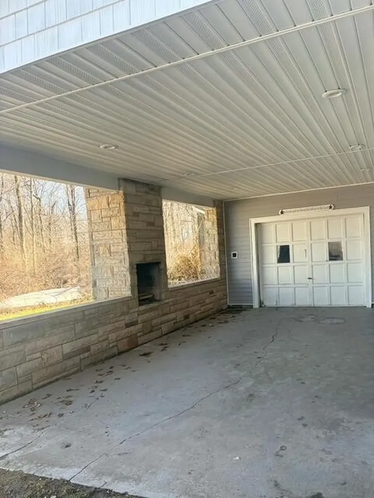 30311 M-86 Colon Township MI 49040