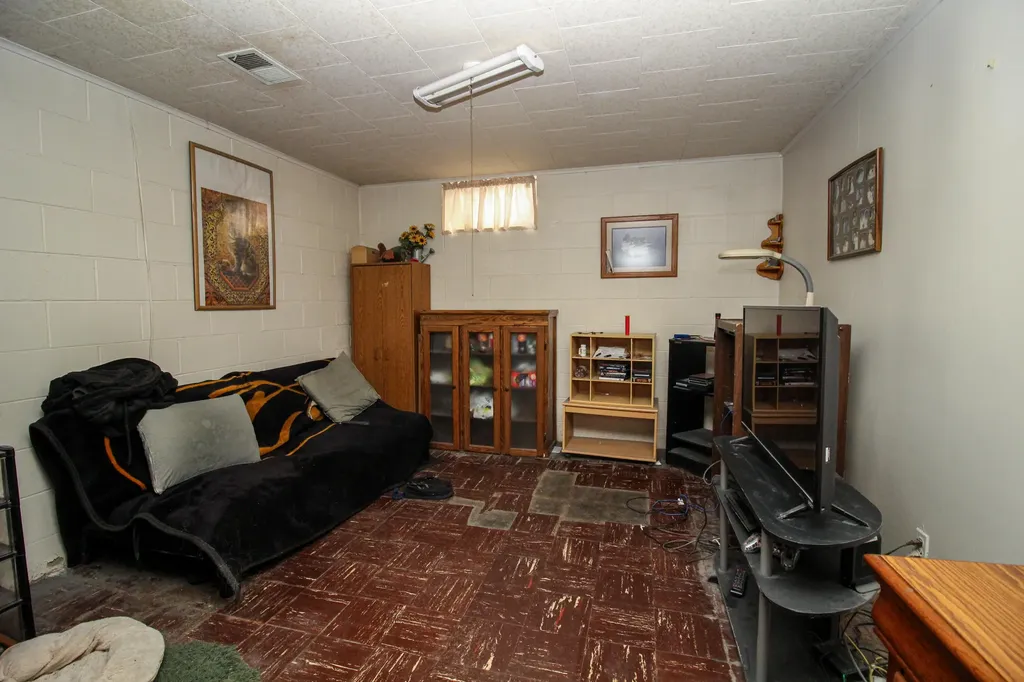 8077 W Q Avenue Texas Charter Township MI 49009