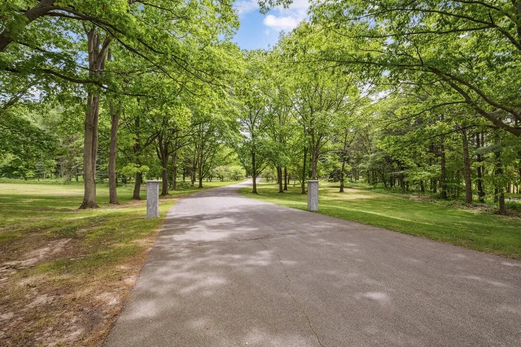20331 Blairs View Drive White Pigeon Township MI 49099