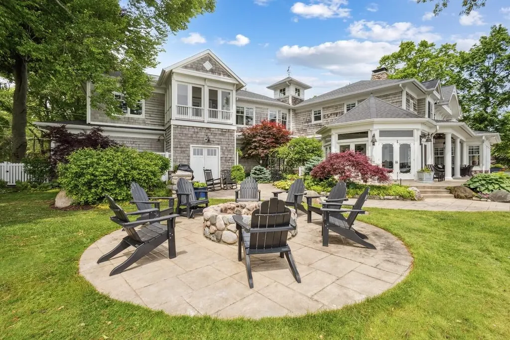 20331 Blairs View Drive White Pigeon Township MI 49099