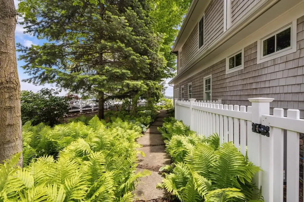 20331 Blairs View Drive White Pigeon Township MI 49099