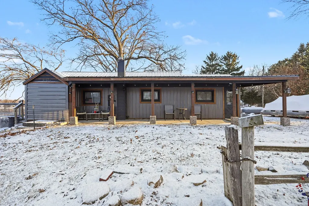 31908 Decker Road Colon Township MI 49040
