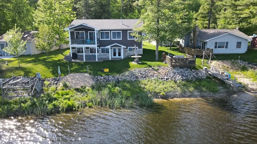 3382 Pinecrest Drive Secord Township MI 48624