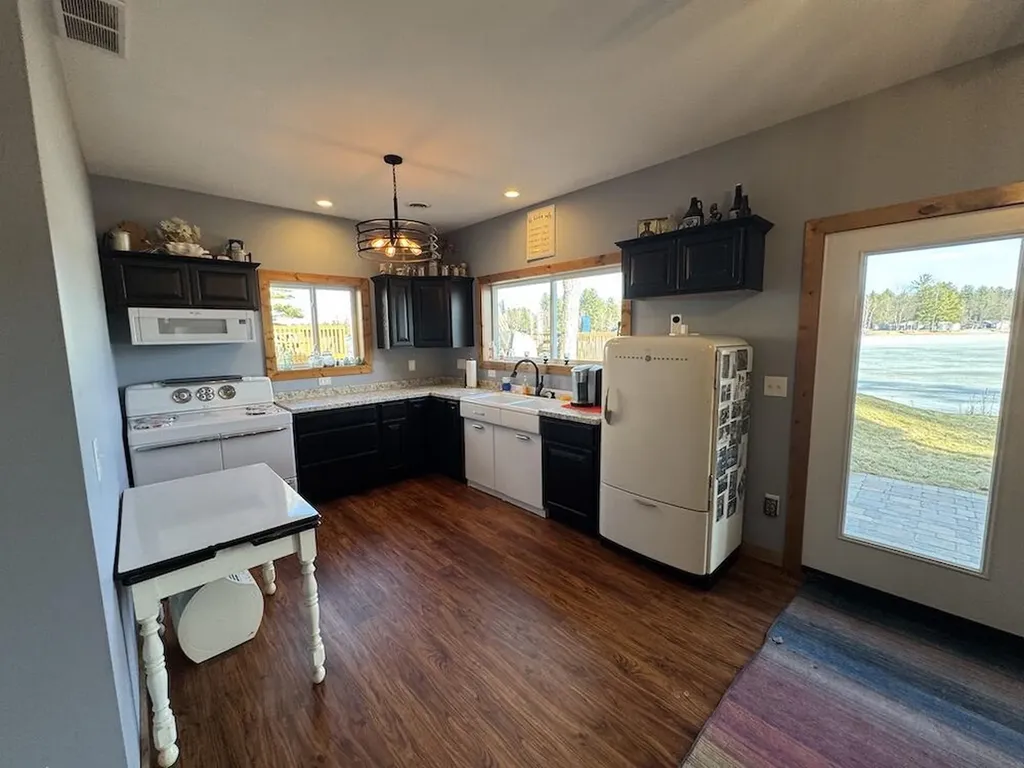 3382 Pinecrest Drive Secord Township MI 48624